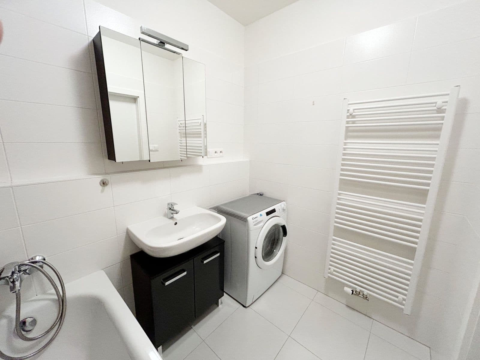 2 bedroom with open-plan kitchen flat to rent, 32 m², U Hostavického potoka, Prague, Prague 2 bedroom with open-plan kitchen flat to rent, 32 m², U Hostavického potoka, Prague, Prague