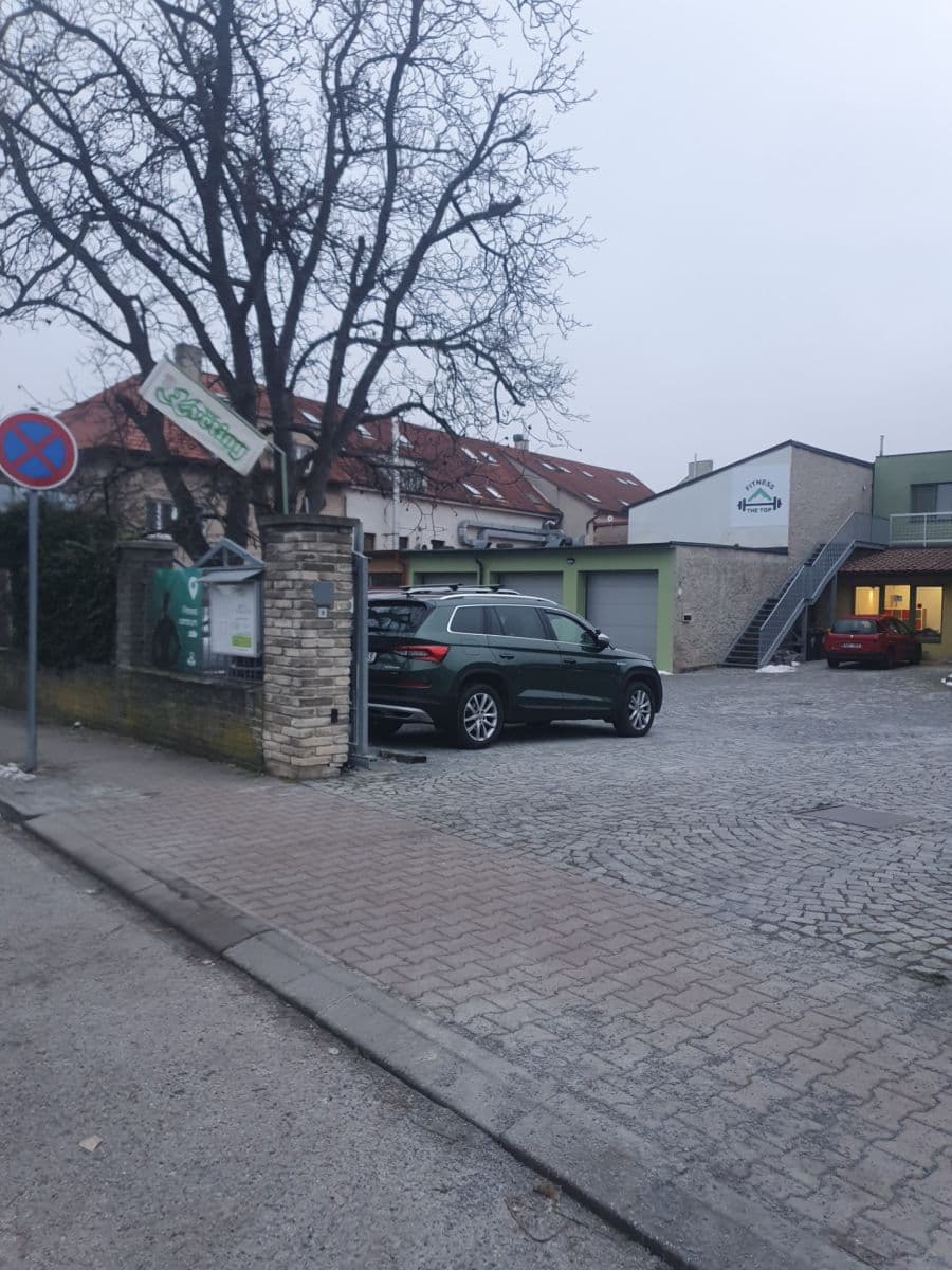 garage to rent, 21 m², Mirotická, Prague, Prague garage to rent, 21 m², Mirotická, Prague, Prague