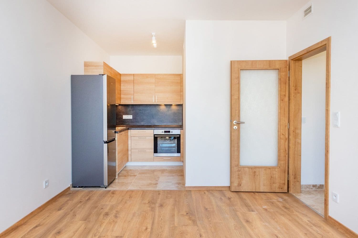 1 bedroom with open-plan kitchen flat to rent, 44 m², Strančická, Prague, Prague 1 bedroom with open-plan kitchen flat to rent, 44 m², Strančická, Prague, Prague