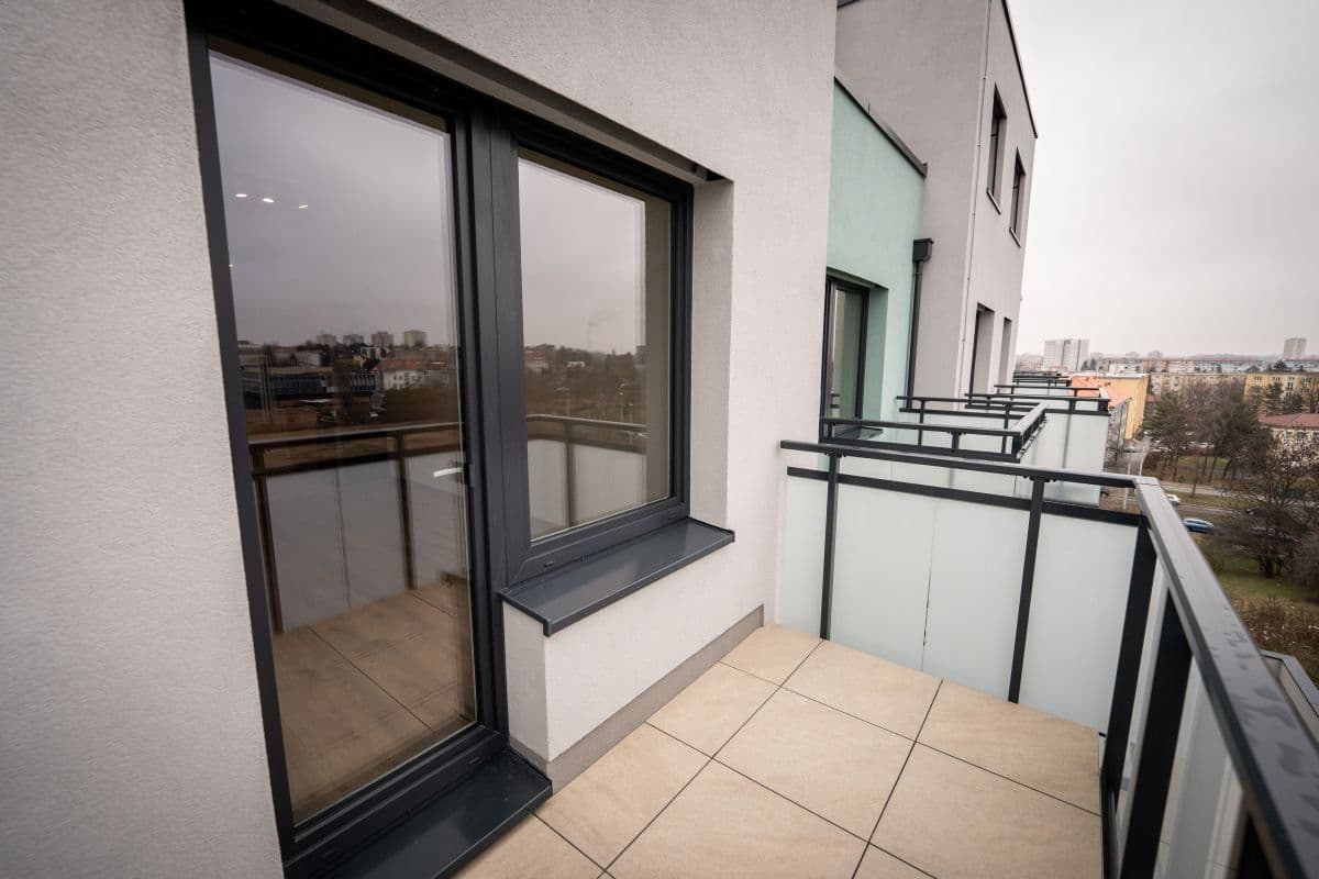 1 bedroom with open-plan kitchen flat to rent, 44 m², Strančická, Prague, Prague 1 bedroom with open-plan kitchen flat to rent, 44 m², Strančická, Prague, Prague