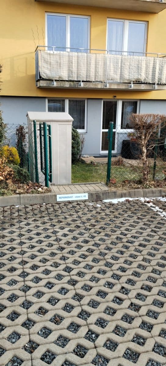 1 bedroom with open-plan kitchen flat for sale, 39 m², U potoka, Jinočany, Středočeský Region 1 bedroom with open-plan kitchen flat for sale, 39 m², U potoka, Jinočany, Středočeský Region