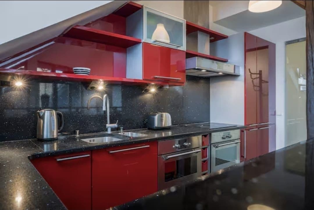 4 bedroom with open-plan kitchen flat to rent, 165 m², Strojnická, Prague, Prague 4 bedroom with open-plan kitchen flat to rent, 165 m², Strojnická, Prague, Prague