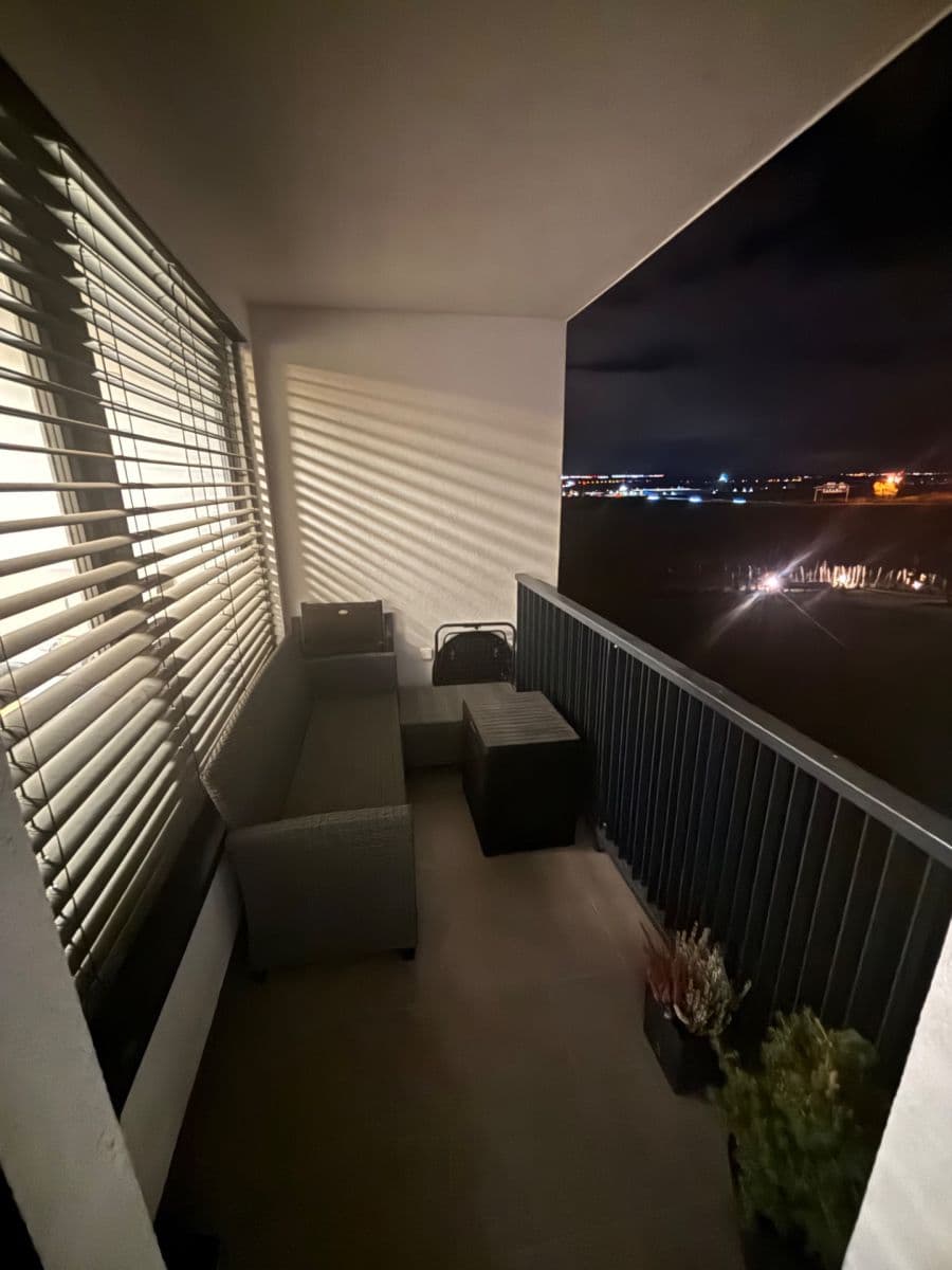 1 bedroom with open-plan kitchen flat to rent, 54 m², Stočesova, Prague, Prague 1 bedroom with open-plan kitchen flat to rent, 54 m², Stočesova, Prague, Prague