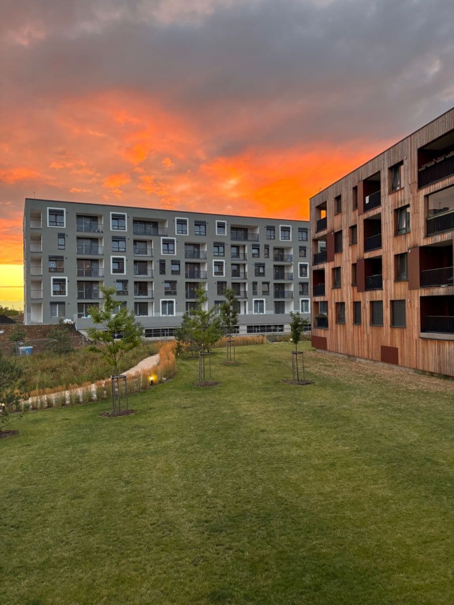 1 bedroom with open-plan kitchen flat to rent, 54 m², Stočesova, Prague, Prague 1 bedroom with open-plan kitchen flat to rent, 54 m², Stočesova, Prague, Prague