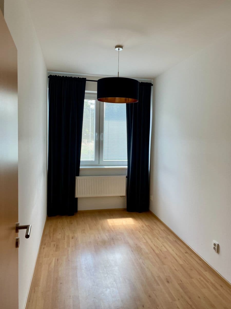 2 bedroom with open-plan kitchen flat to rent, 61 m², U Pivovaru, Benešov, Středočeský Region 2 bedroom with open-plan kitchen flat to rent, 61 m², U Pivovaru, Benešov, Středočeský Region