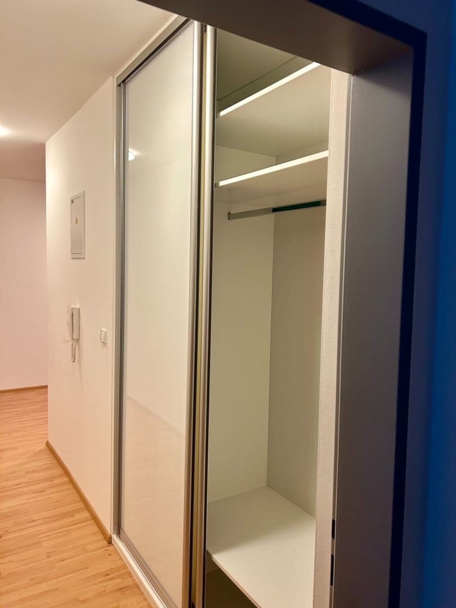 2 bedroom with open-plan kitchen flat to rent, 61 m², U Pivovaru, Benešov, Středočeský Region 2 bedroom with open-plan kitchen flat to rent, 61 m², U Pivovaru, Benešov, Středočeský Region