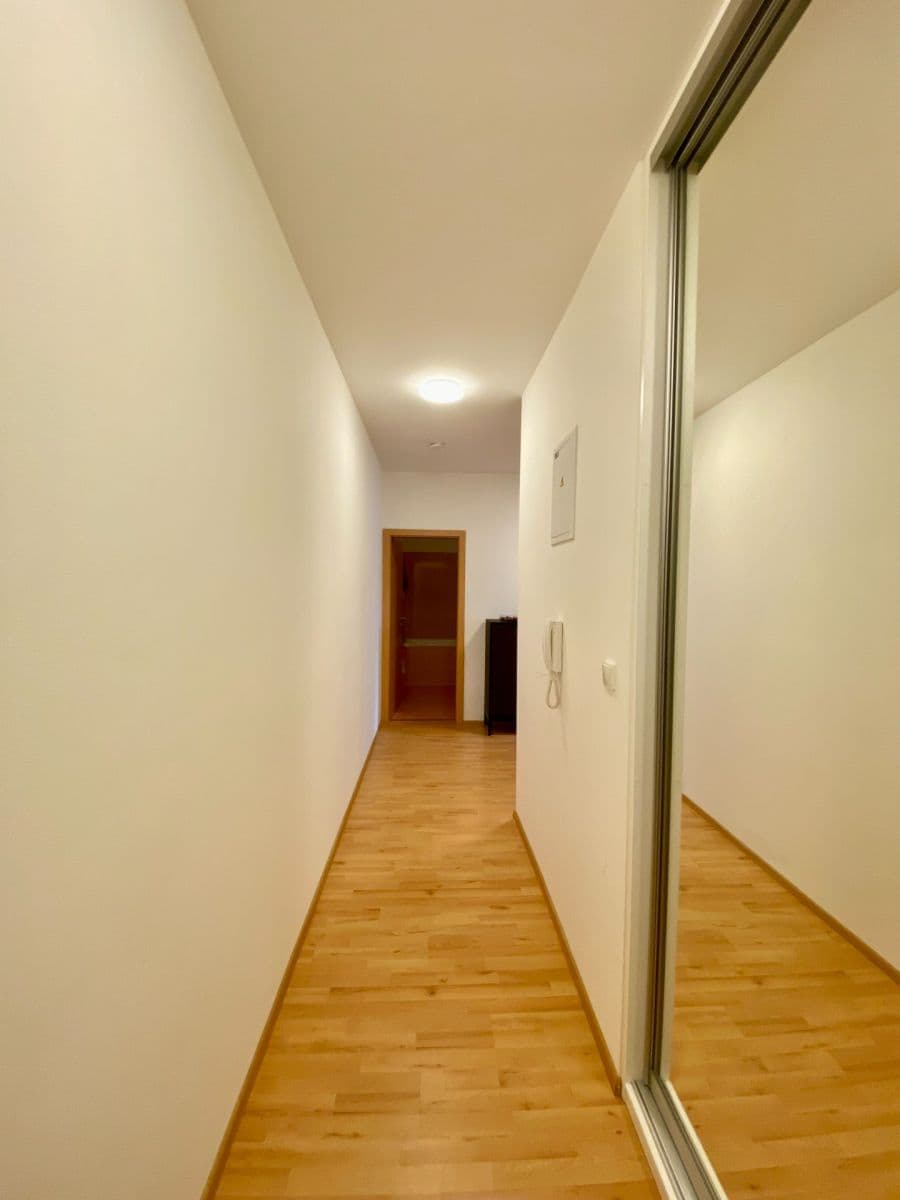 2 bedroom with open-plan kitchen flat to rent, 61 m², U Pivovaru, Benešov, Středočeský Region 2 bedroom with open-plan kitchen flat to rent, 61 m², U Pivovaru, Benešov, Středočeský Region