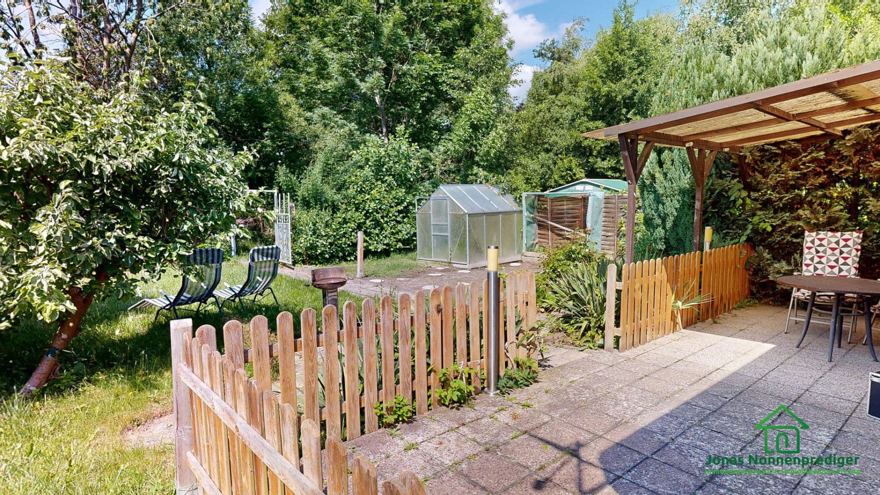 house for sale, 27 m², Gartenverein Marienhöhe e.V. - Rogahner Straße 2b, Schwerin, Mecklenburg-Vorpommern house for sale, 27 m², Gartenverein Marienhöhe e.V. - Rogahner Straße 2b, Schwerin, Mecklenburg-Vorpommern