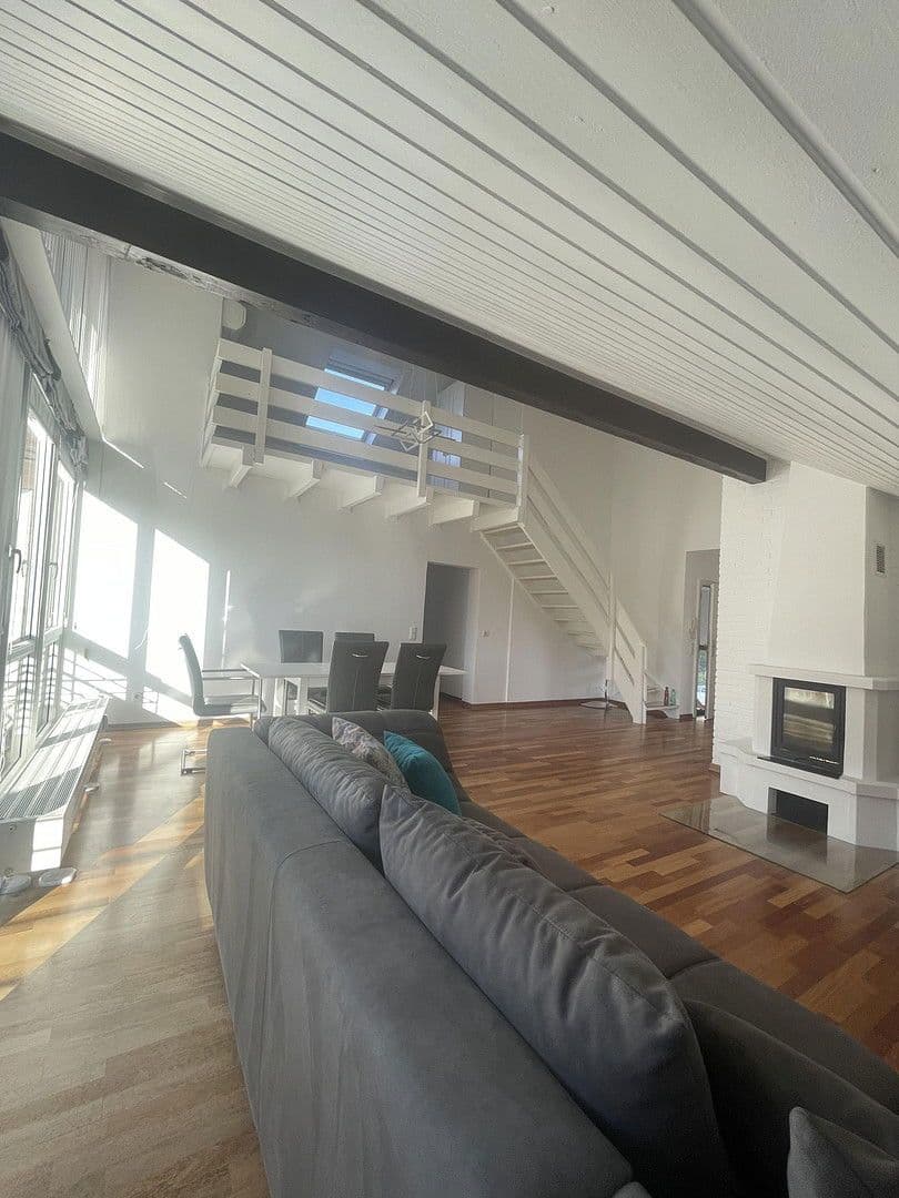 4 bedroom flat to rent, 100 m², Düsseldorf, North Rhine-Westphalia 4 bedroom flat to rent, 100 m², Düsseldorf, North Rhine-Westphalia