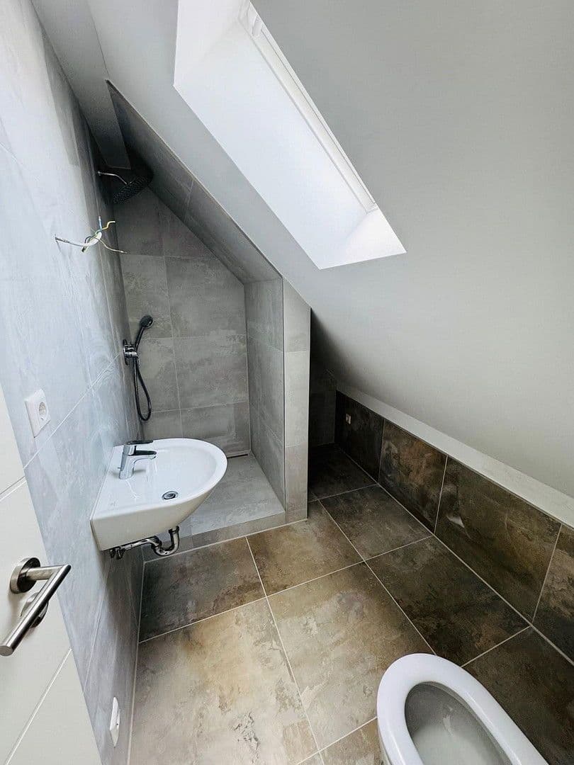 2 bedroom with open-plan kitchen flat to rent, 135 m², Ludwigsburg, Baden-Württemberg 2 bedroom with open-plan kitchen flat to rent, 135 m², Ludwigsburg, Baden-Württemberg