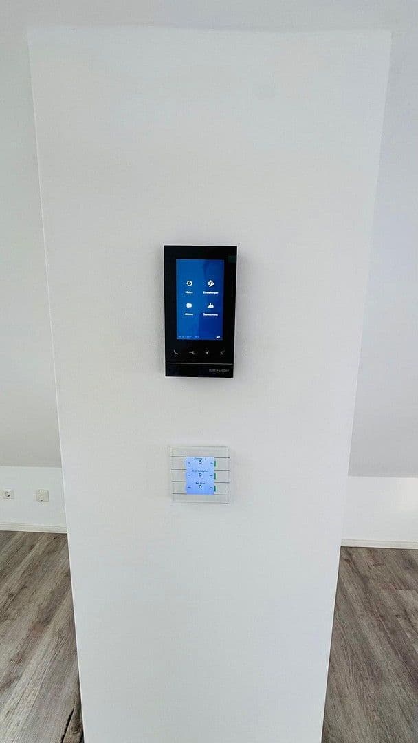 2 bedroom with open-plan kitchen flat to rent, 135 m², Ludwigsburg, Baden-Württemberg 2 bedroom with open-plan kitchen flat to rent, 135 m², Ludwigsburg, Baden-Württemberg