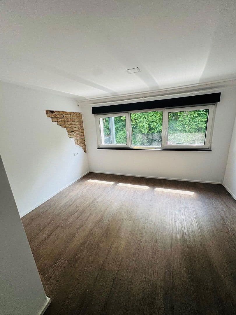 2 bedroom with open-plan kitchen flat to rent, 135 m², Ludwigsburg, Baden-Württemberg 2 bedroom with open-plan kitchen flat to rent, 135 m², Ludwigsburg, Baden-Württemberg