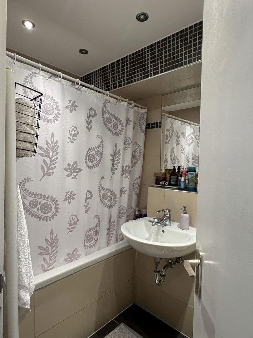 3 bedroom flat for sale, 93 m², An der Rheinbahn 17, Meerbusch, North Rhine-Westphalia 3 bedroom flat for sale, 93 m², An der Rheinbahn 17, Meerbusch, North Rhine-Westphalia