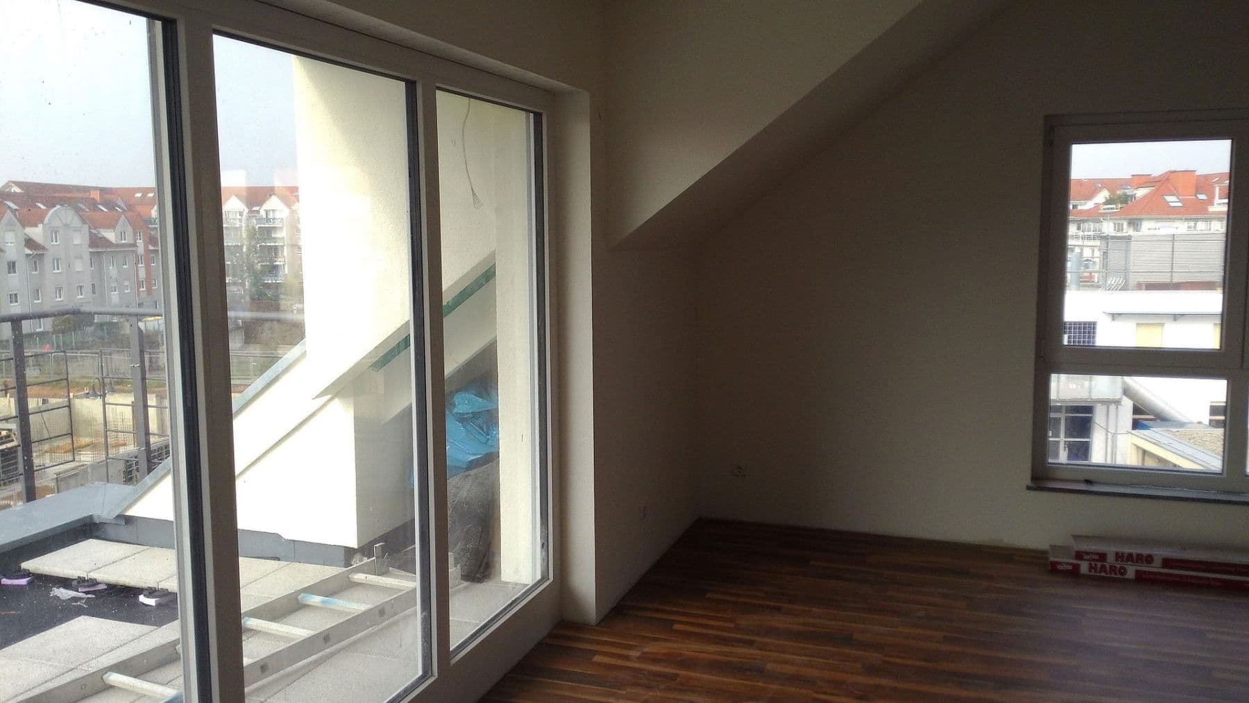 3 bedroom with open-plan kitchen flat to rent, 118 m², Frankfurt am Main, Hesse 3 bedroom with open-plan kitchen flat to rent, 118 m², Frankfurt am Main, Hesse