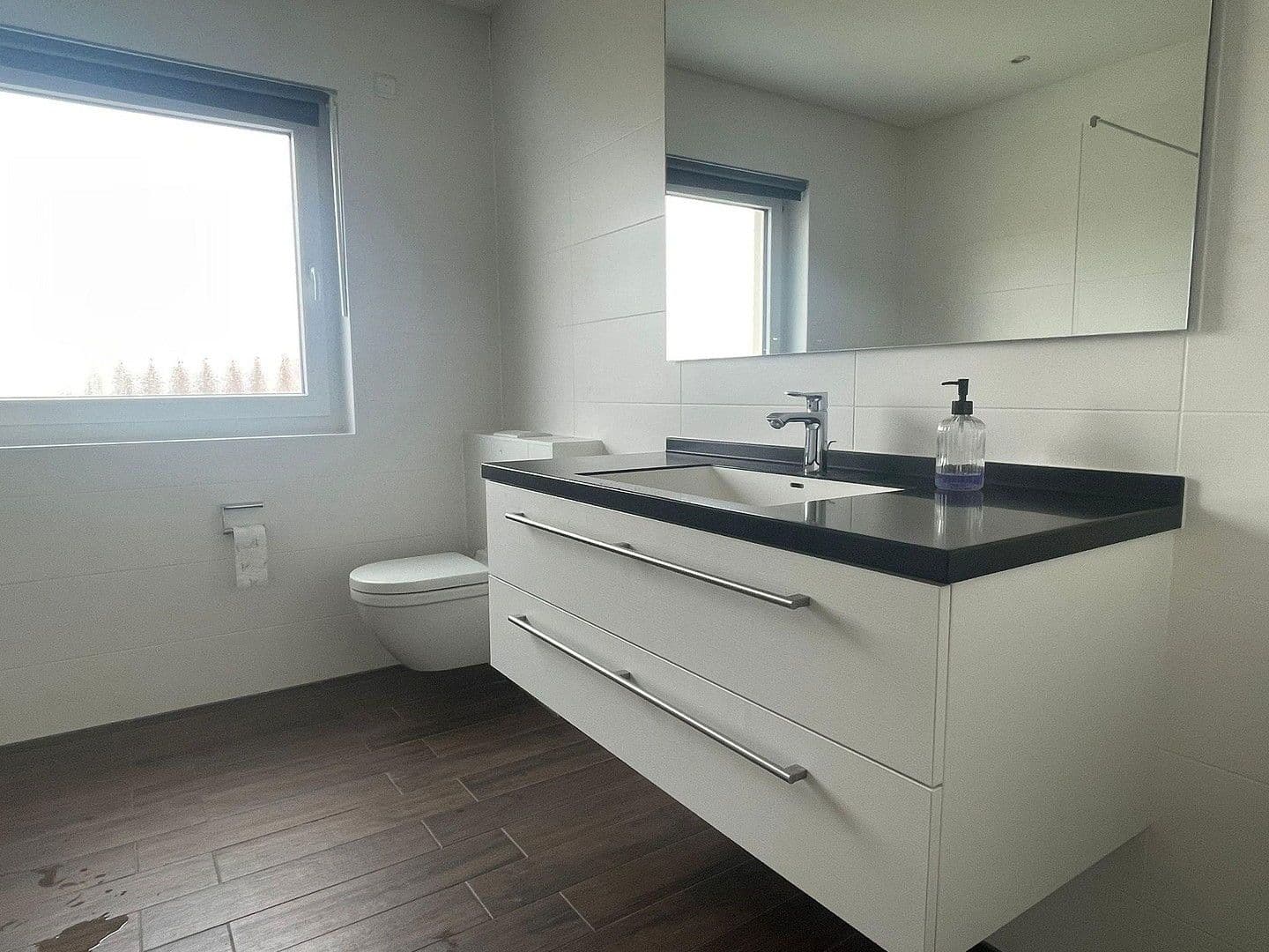 3 bedroom with open-plan kitchen flat to rent, 118 m², Frankfurt am Main, Hesse 3 bedroom with open-plan kitchen flat to rent, 118 m², Frankfurt am Main, Hesse