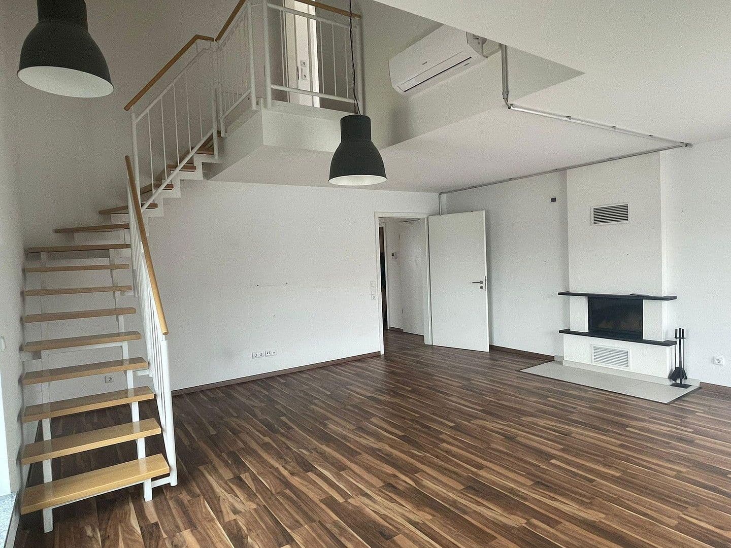 3 bedroom with open-plan kitchen flat to rent, 118 m², Frankfurt am Main, Hesse 3 bedroom with open-plan kitchen flat to rent, 118 m², Frankfurt am Main, Hesse