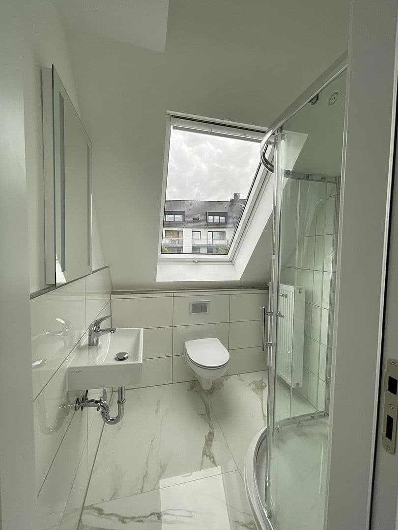 5 bedroom flat to rent, 95 m², Düsseldorf, North Rhine-Westphalia 5 bedroom flat to rent, 95 m², Düsseldorf, North Rhine-Westphalia