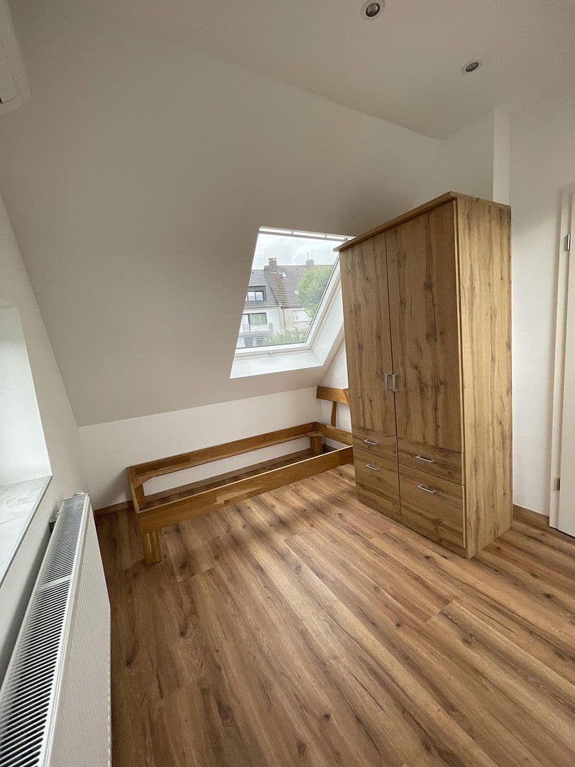 5 bedroom flat to rent, 95 m², Düsseldorf, North Rhine-Westphalia 5 bedroom flat to rent, 95 m², Düsseldorf, North Rhine-Westphalia