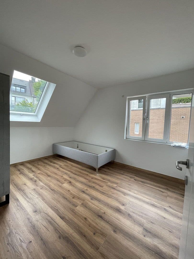 5 bedroom flat to rent, 95 m², Düsseldorf, North Rhine-Westphalia 5 bedroom flat to rent, 95 m², Düsseldorf, North Rhine-Westphalia