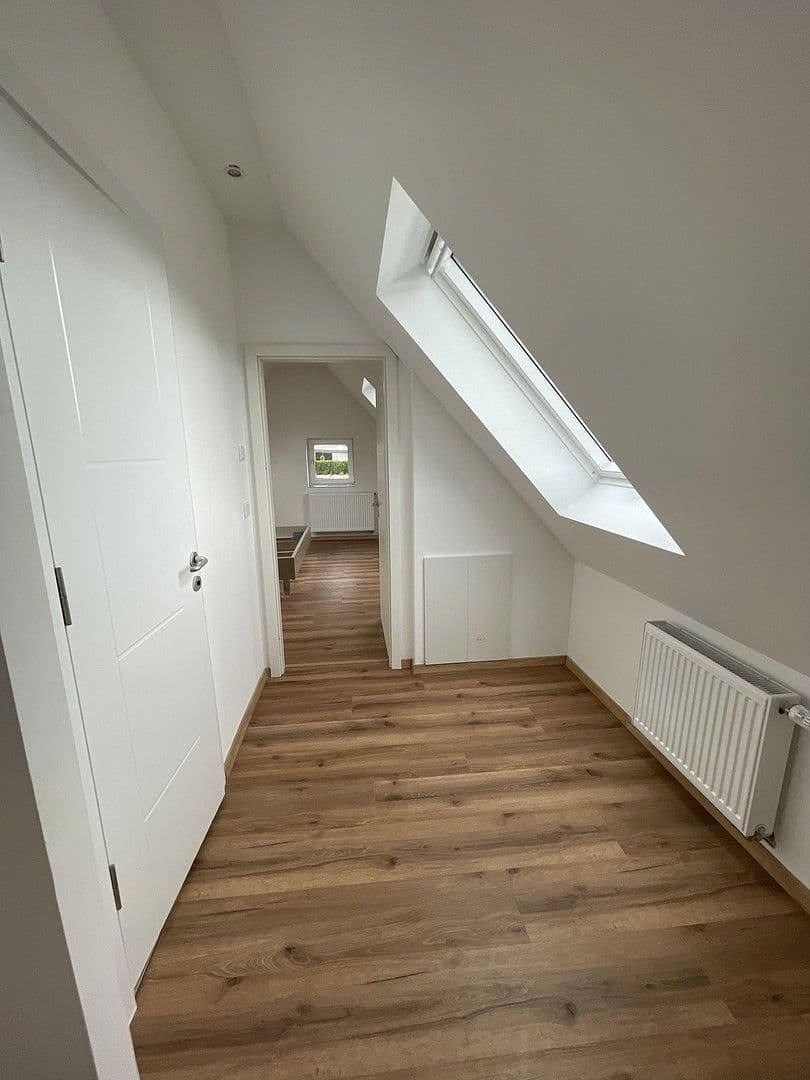 5 bedroom flat to rent, 95 m², Düsseldorf, North Rhine-Westphalia 5 bedroom flat to rent, 95 m², Düsseldorf, North Rhine-Westphalia