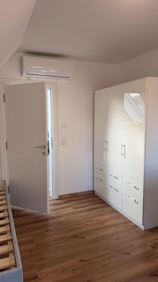 5 bedroom flat to rent, 95 m², Düsseldorf, North Rhine-Westphalia 5 bedroom flat to rent, 95 m², Düsseldorf, North Rhine-Westphalia