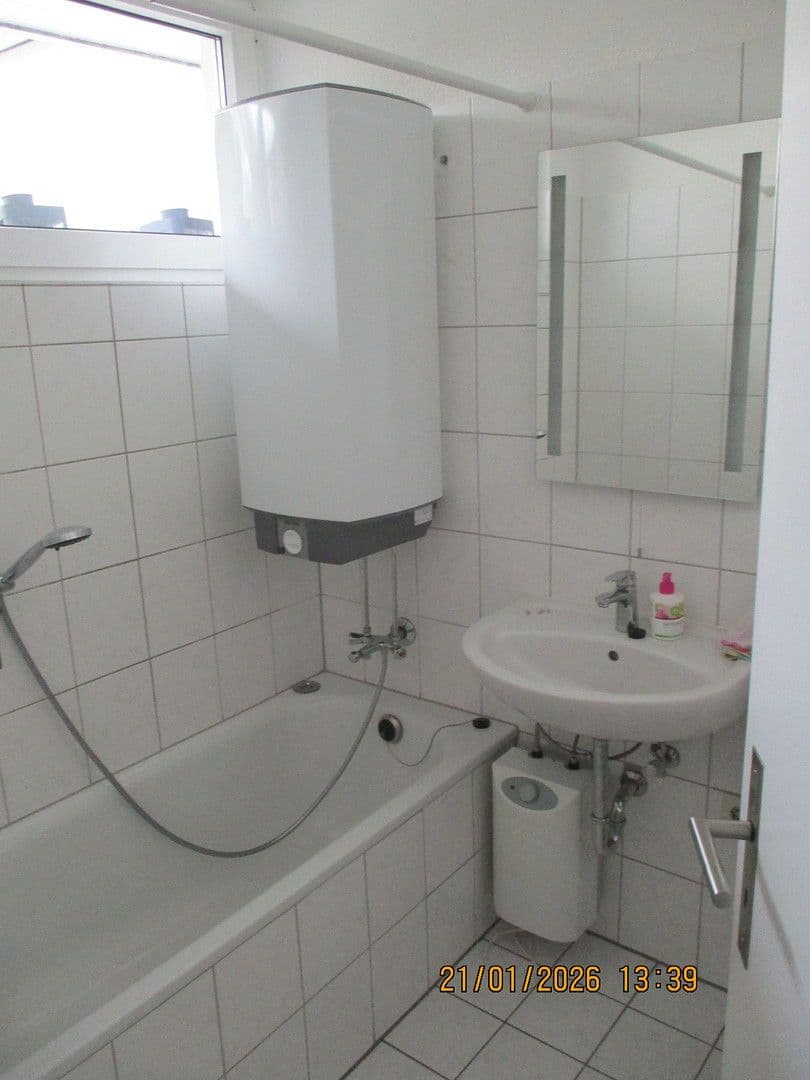 Studio flat to rent, 39 m², Heymannplatz 8, Essen, North Rhine-Westphalia Studio flat to rent, 39 m², Heymannplatz 8, Essen, North Rhine-Westphalia