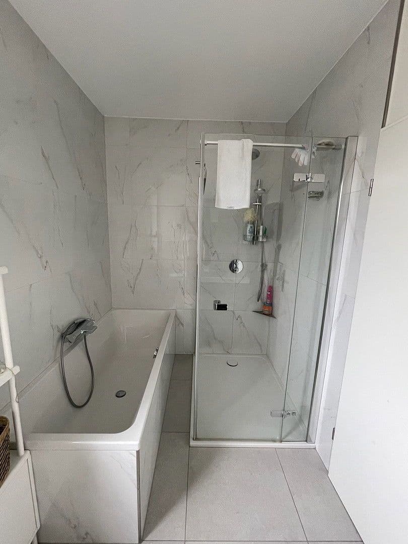 3 bedroom flat to rent, 94 m², Ubierstraße 105, Bonn, North Rhine-Westphalia 3 bedroom flat to rent, 94 m², Ubierstraße 105, Bonn, North Rhine-Westphalia