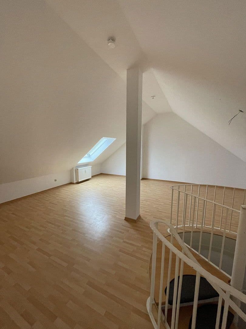 2 bedroom with open-plan kitchen flat to rent, 89 m², Offenbacher Straße, Dietzenbach, Hesse 2 bedroom with open-plan kitchen flat to rent, 89 m², Offenbacher Straße, Dietzenbach, Hesse