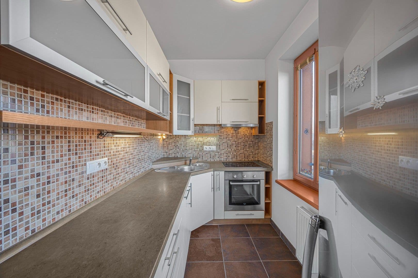 1 bedroom with open-plan kitchen flat to rent, 56 m², Pickova, Prague, Prague 1 bedroom with open-plan kitchen flat to rent, 56 m², Pickova, Prague, Prague