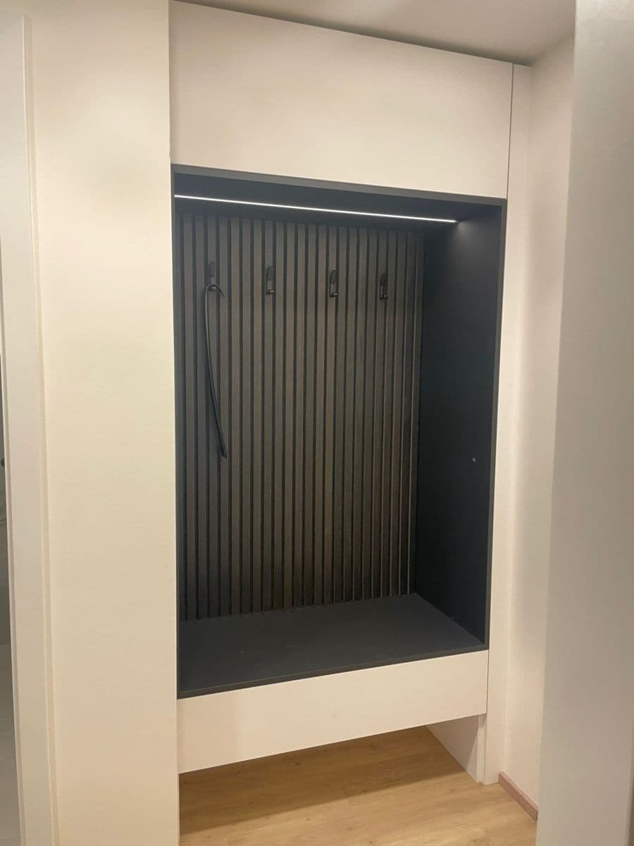 1 bedroom with open-plan kitchen flat to rent, 57 m², Poděbradská, Prague, Prague 1 bedroom with open-plan kitchen flat to rent, 57 m², Poděbradská, Prague, Prague