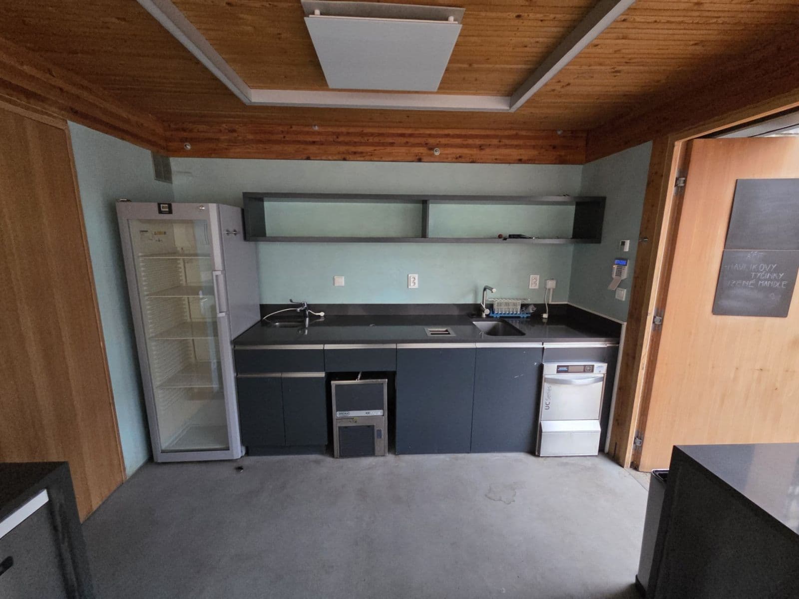 non-residential property to rent, 124 m², Kostnické náměstí, Prague, Prague non-residential property to rent, 124 m², Kostnické náměstí, Prague, Prague