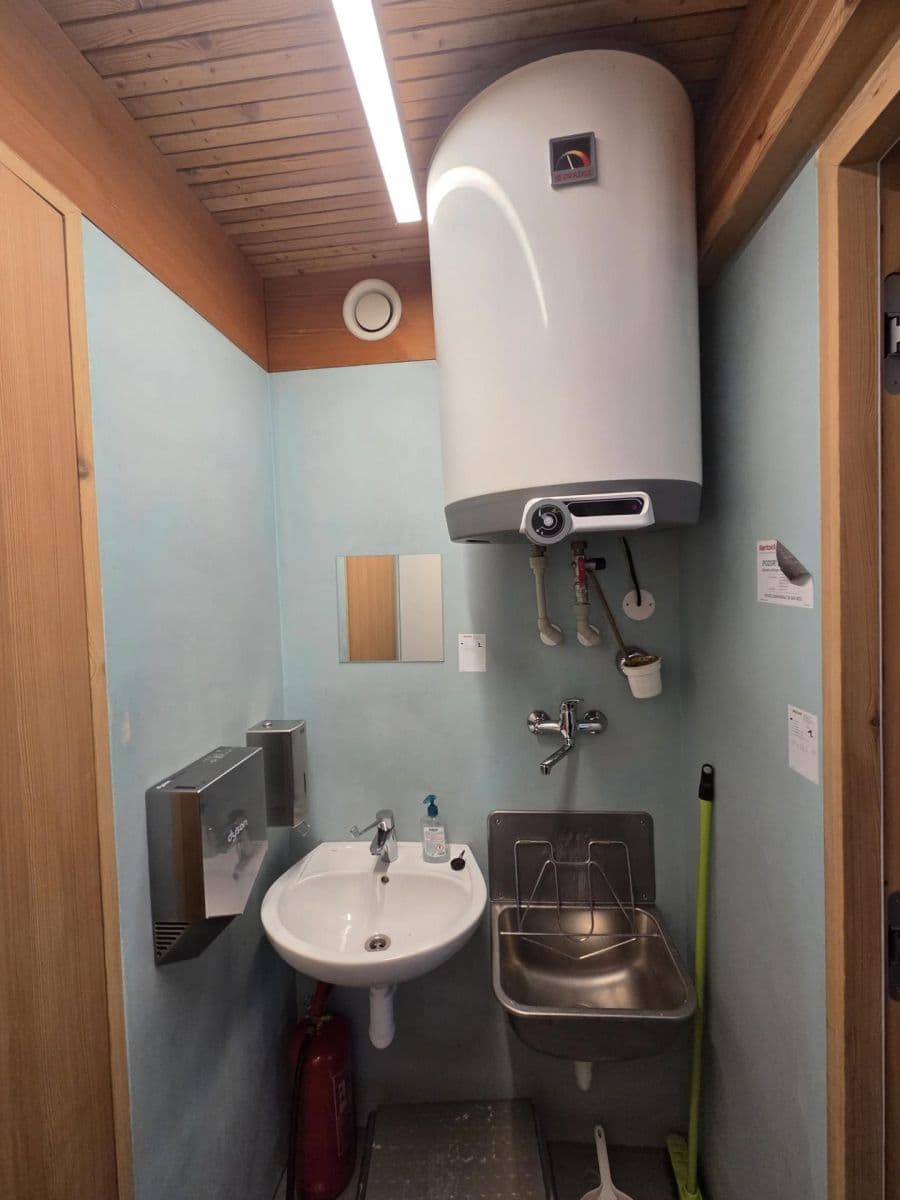 non-residential property to rent, 124 m², Kostnické náměstí, Prague, Prague non-residential property to rent, 124 m², Kostnické náměstí, Prague, Prague