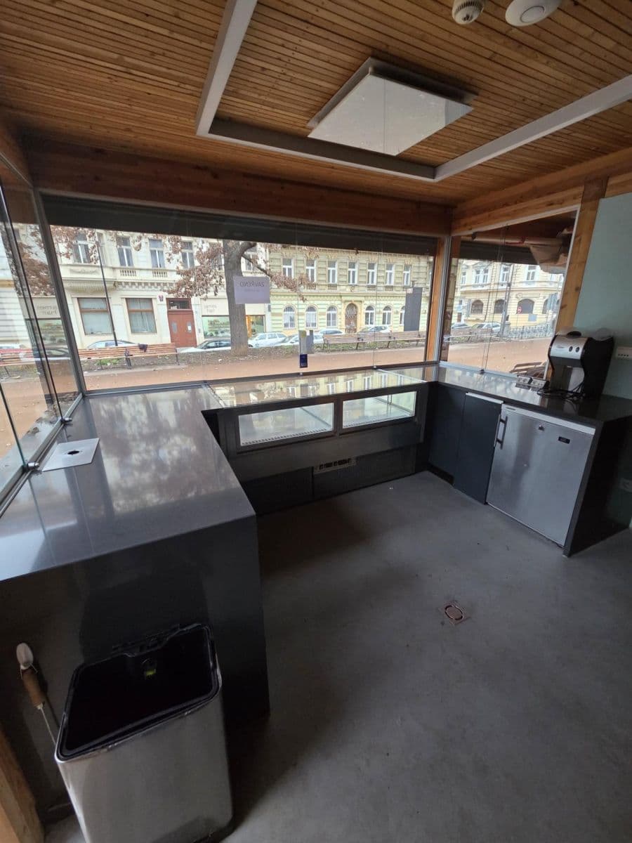 non-residential property to rent, 124 m², Kostnické náměstí, Prague, Prague non-residential property to rent, 124 m², Kostnické náměstí, Prague, Prague