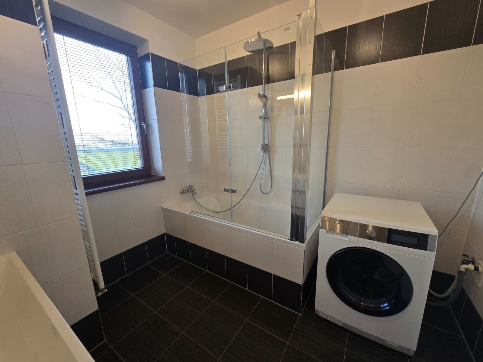 1 bedroom with open-plan kitchen flat to rent, 64 m², Lanžhotská, Prague, Prague 1 bedroom with open-plan kitchen flat to rent, 64 m², Lanžhotská, Prague, Prague