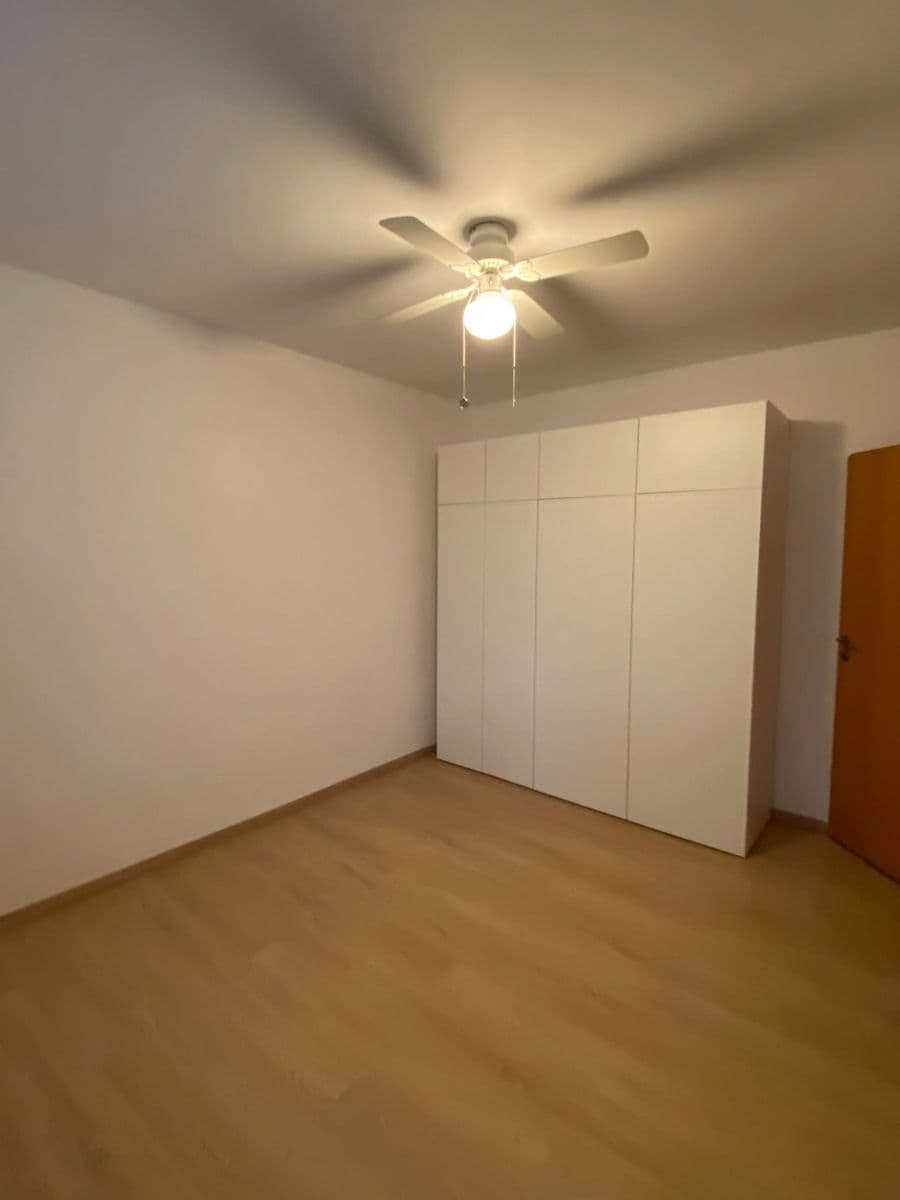 1 bedroom with open-plan kitchen flat to rent, 59 m², Mattioliho, Prague, Prague 1 bedroom with open-plan kitchen flat to rent, 59 m², Mattioliho, Prague, Prague