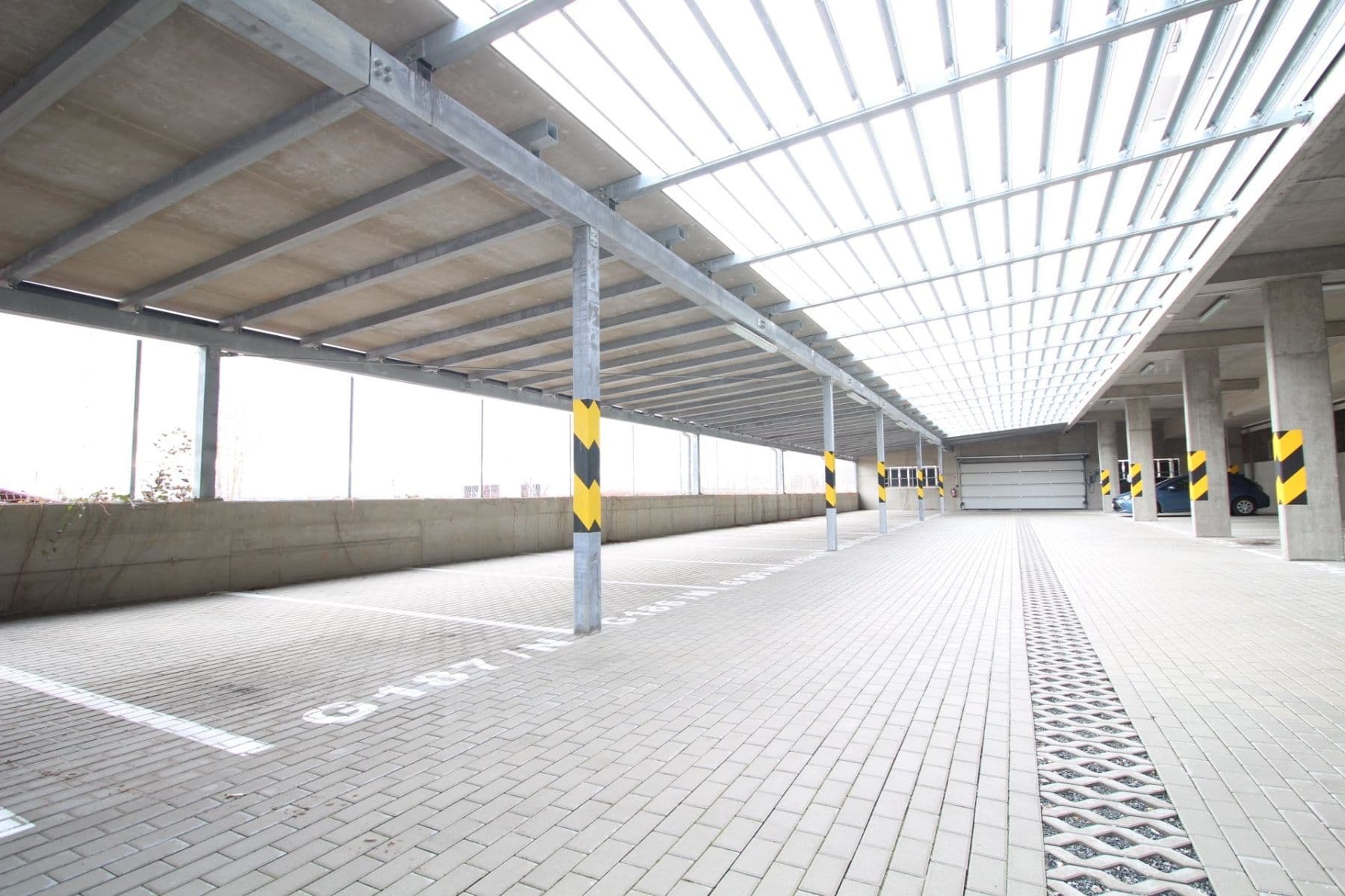 1 bedroom with open-plan kitchen flat to rent, 47 m², Thomasova, Prague, Prague 1 bedroom with open-plan kitchen flat to rent, 47 m², Thomasova, Prague, Prague