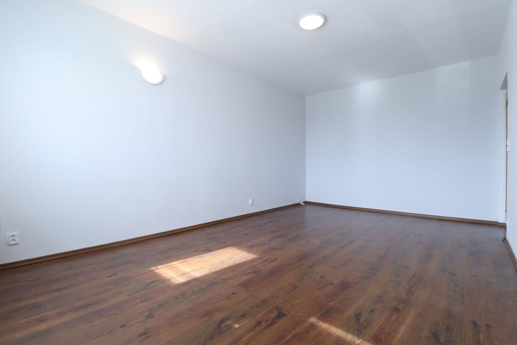 2 bedroom flat to rent, 59 m², Antala Staška, Prague, Prague 2 bedroom flat to rent, 59 m², Antala Staška, Prague, Prague