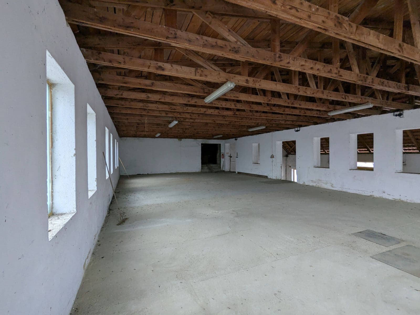 non-residential property to rent, 644 m², Lelekovice, Jihomoravský Region non-residential property to rent, 644 m², Lelekovice, Jihomoravský Region