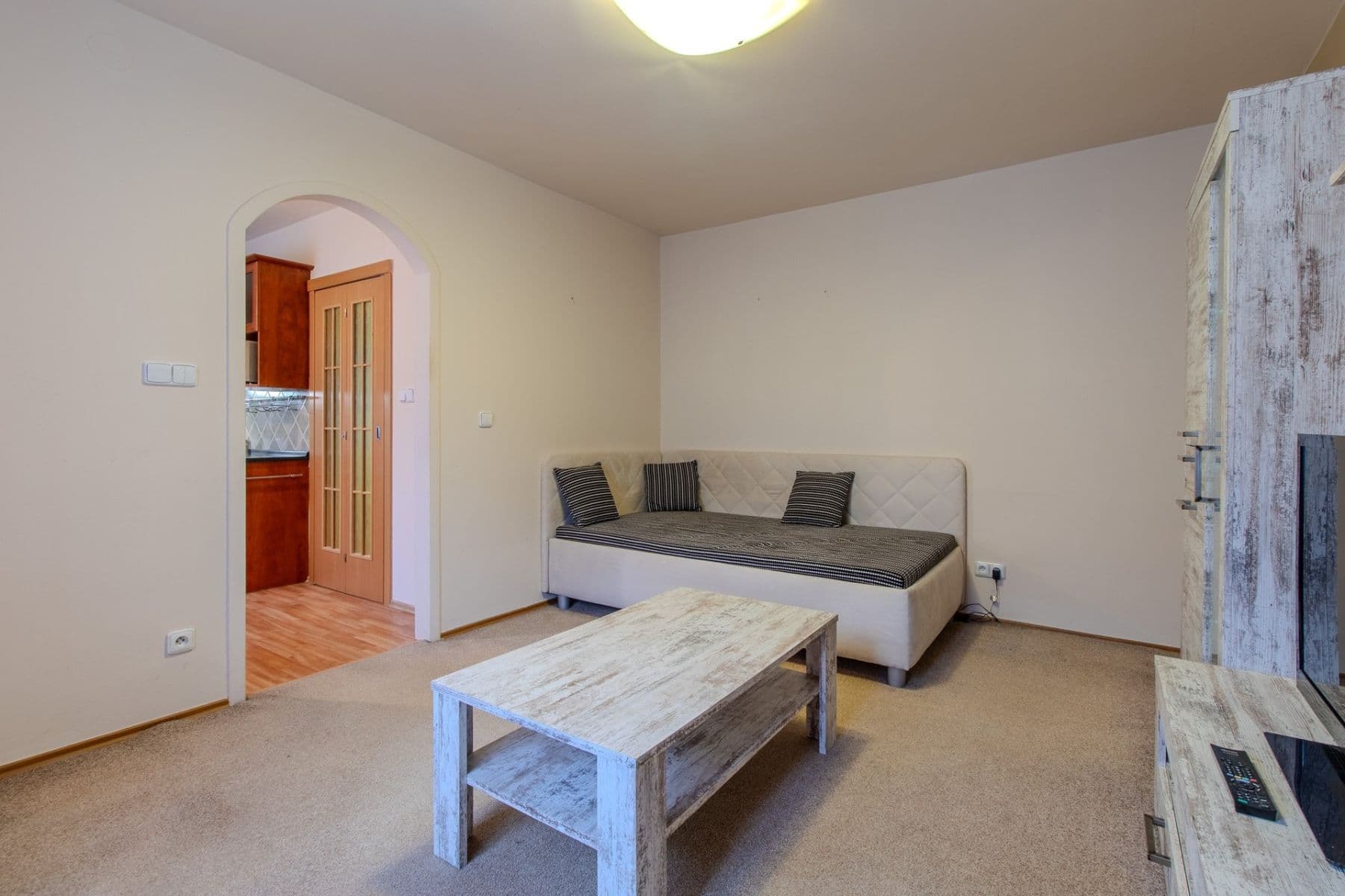 1 bedroom flat to rent, 33 m², Vodárenská, Kladno, Středočeský Region 1 bedroom flat to rent, 33 m², Vodárenská, Kladno, Středočeský Region