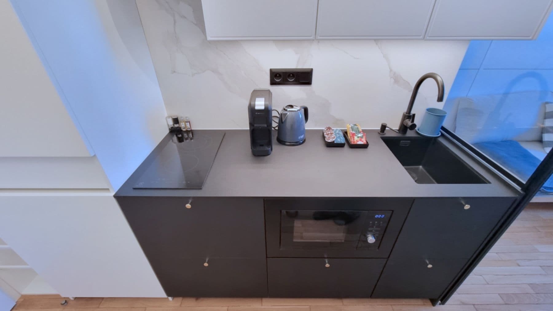 Studio flat to rent, 20 m², Bořivojova, Prague, Prague Studio flat to rent, 20 m², Bořivojova, Prague, Prague