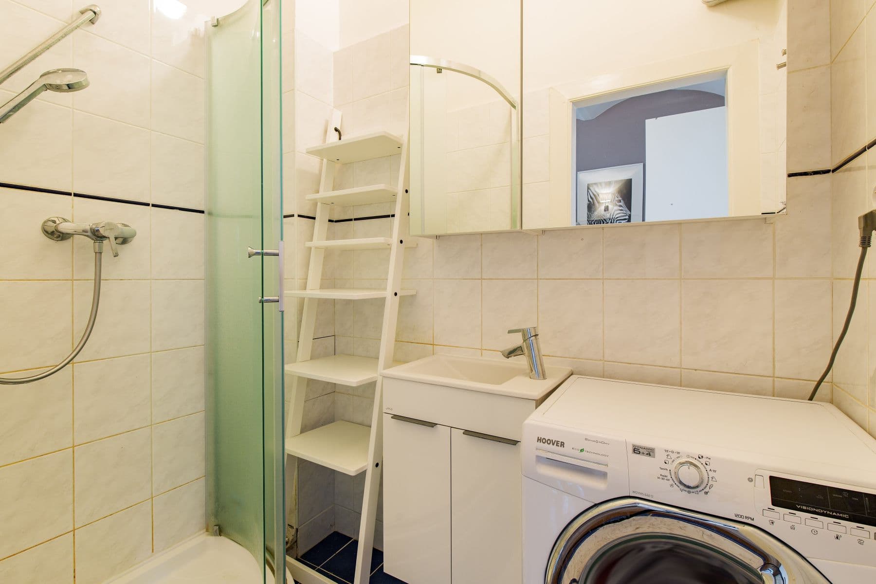 flat to rent, 53 m², namesti generala Kutlvasra, Prague, Prague flat to rent, 53 m², namesti generala Kutlvasra, Prague, Prague