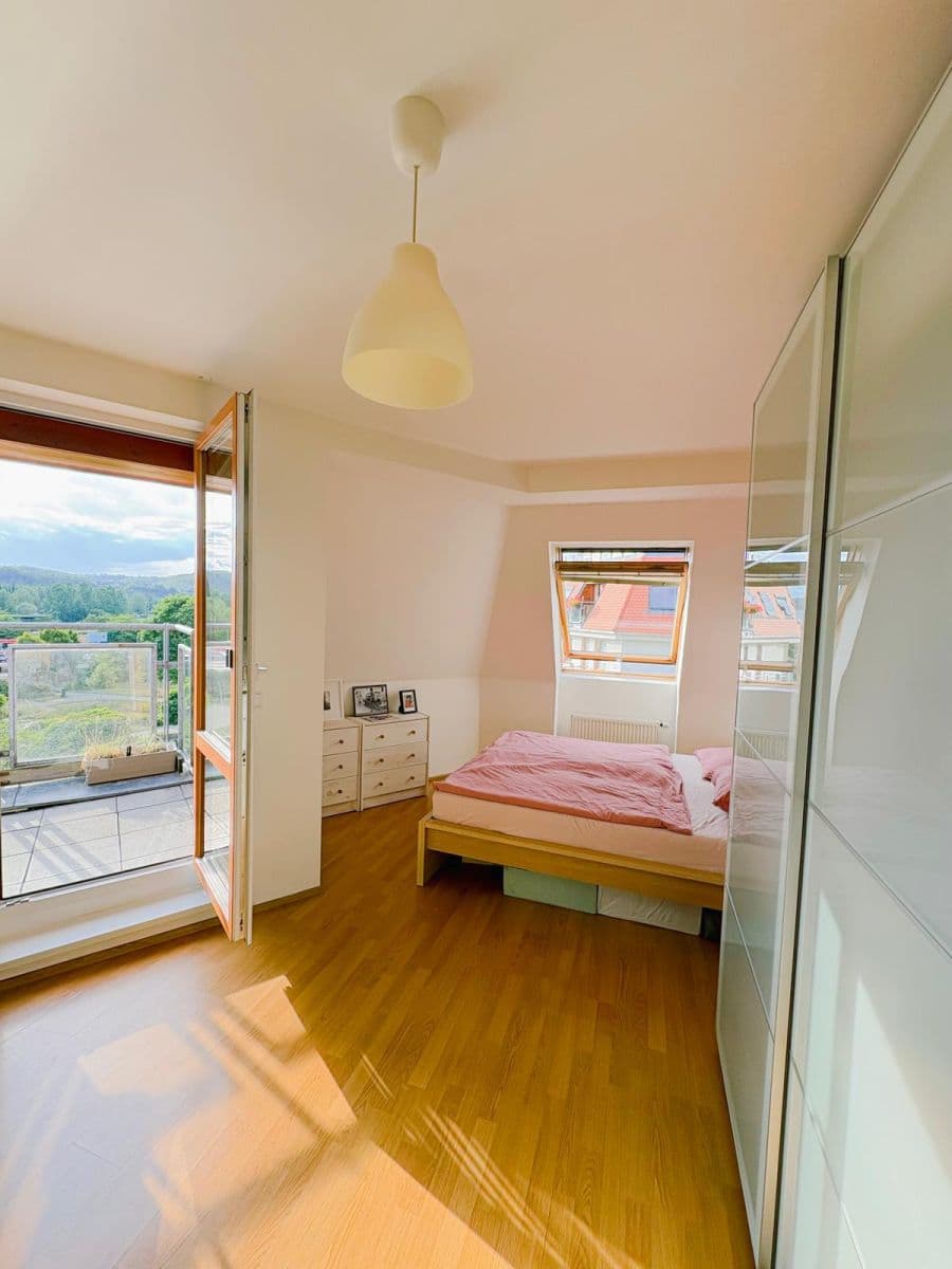 1 bedroom with open-plan kitchen flat to rent, 62 m², Komořanská, Prague, Prague 1 bedroom with open-plan kitchen flat to rent, 62 m², Komořanská, Prague, Prague