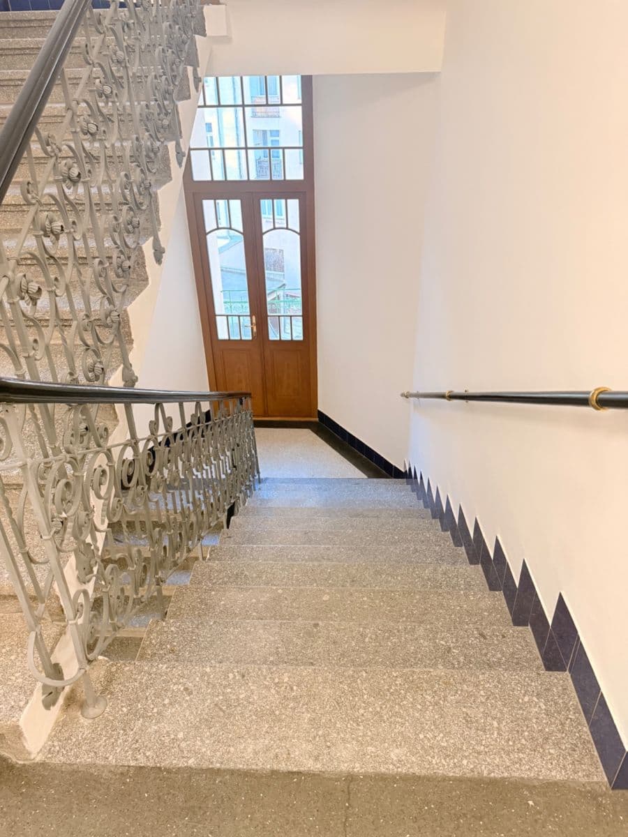 1 bedroom with open-plan kitchen flat to rent, 47 m², Na Spojce, Prague, Prague 1 bedroom with open-plan kitchen flat to rent, 47 m², Na Spojce, Prague, Prague