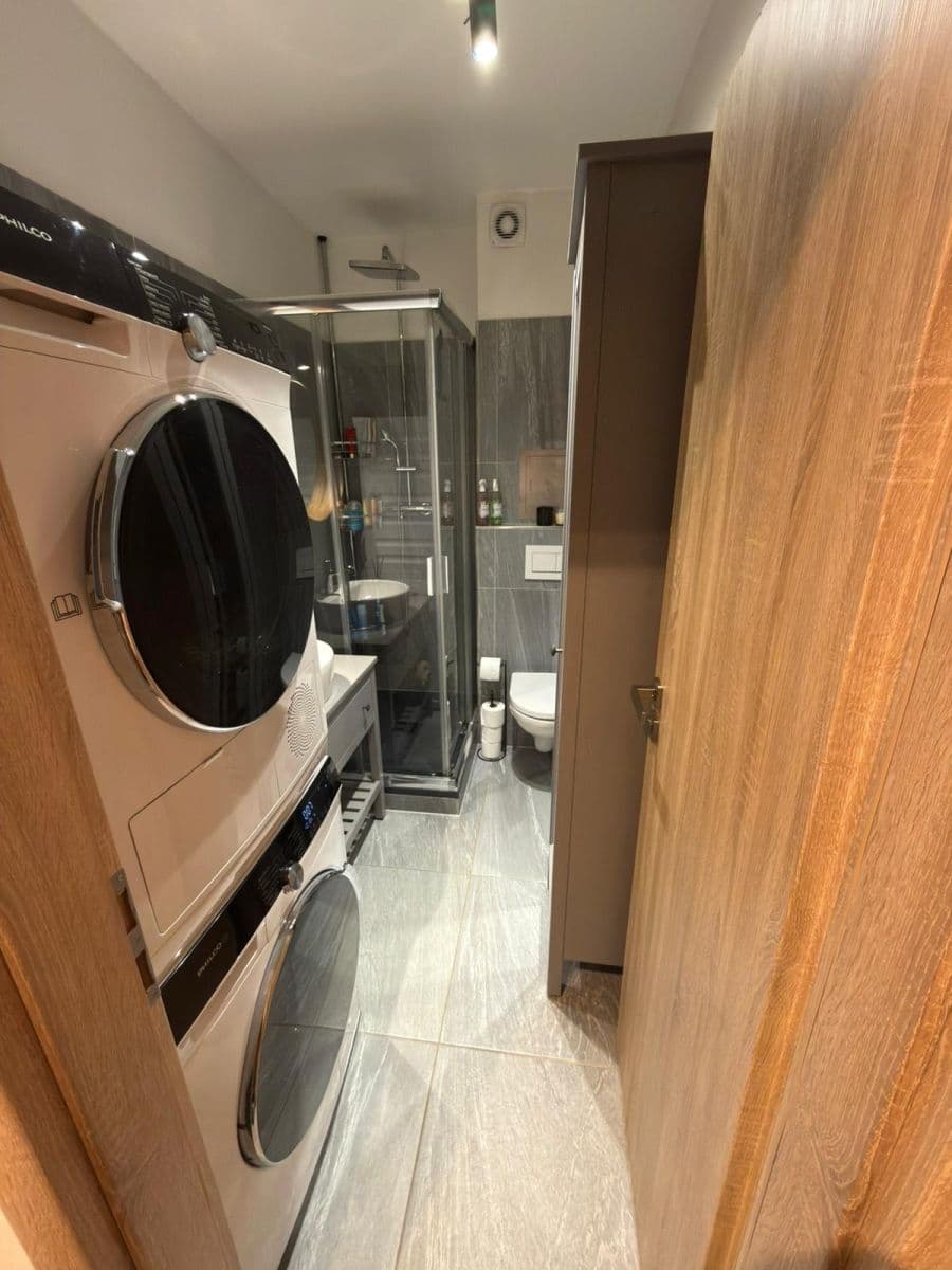 Studio flat for sale, 40 m², Jaroslava Foglara, Prague, Prague Studio flat for sale, 40 m², Jaroslava Foglara, Prague, Prague