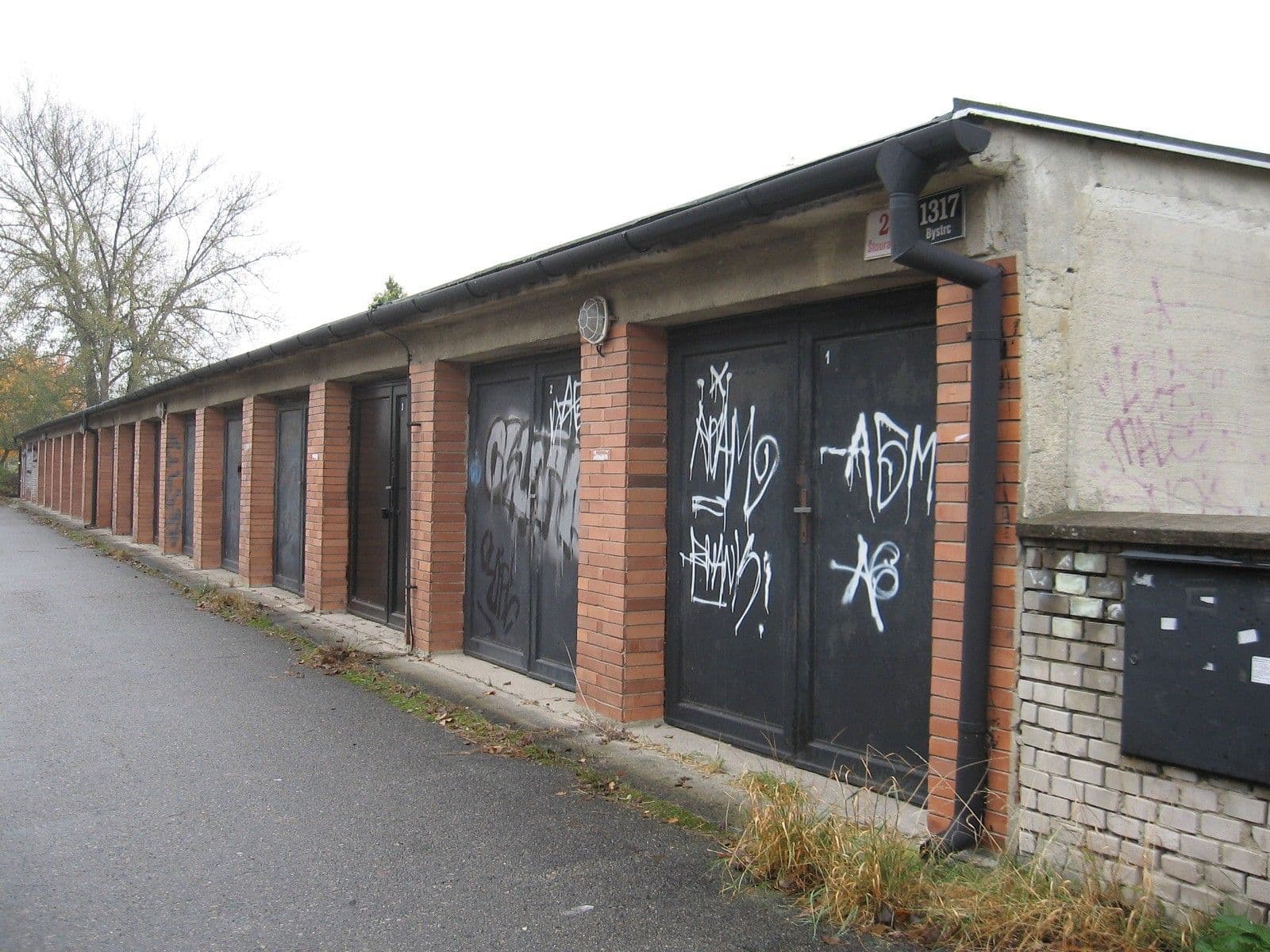 garage to rent, 17 m², Brno, Jihomoravský Region garage to rent, 17 m², Brno, Jihomoravský Region