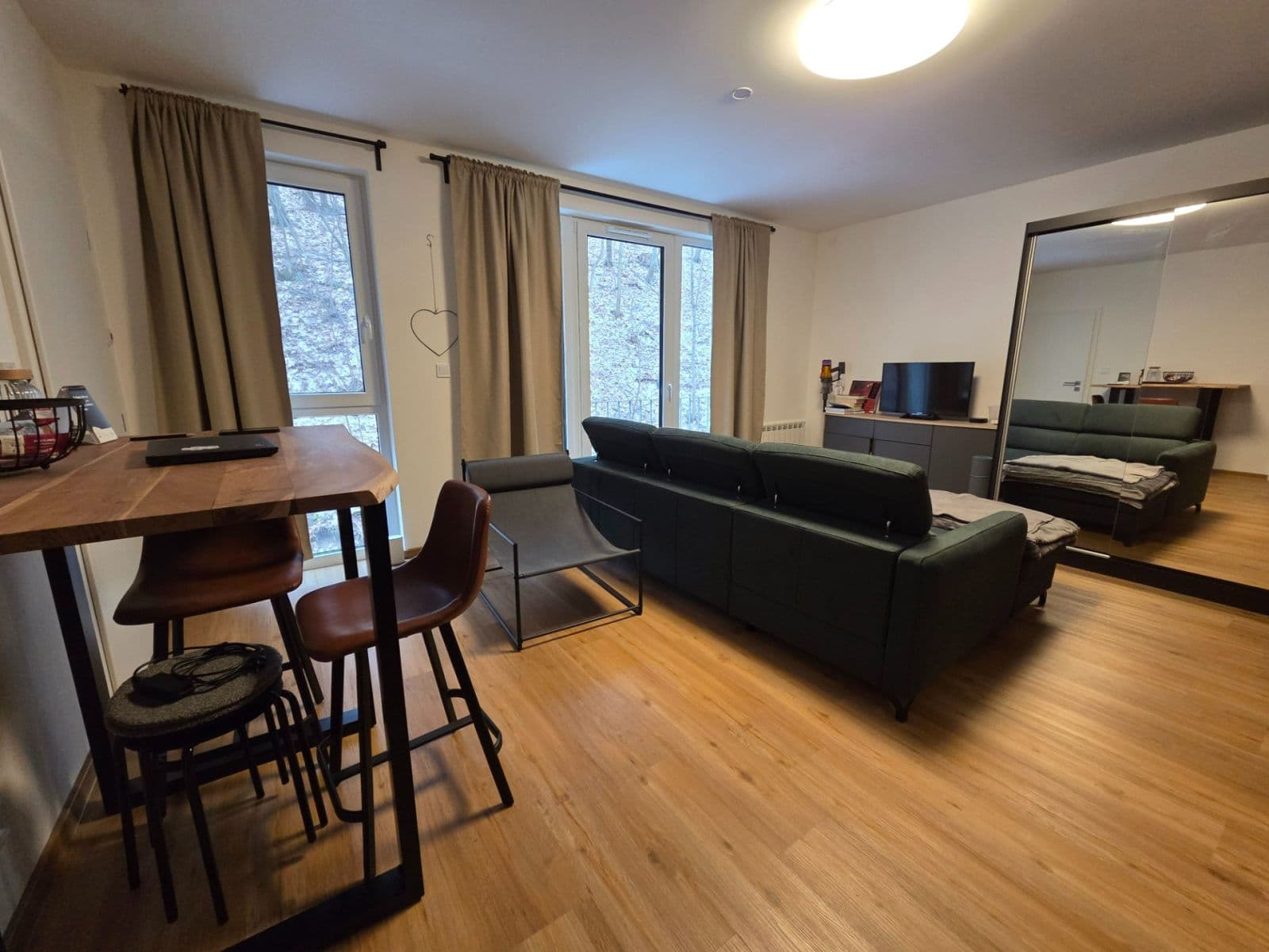 1 bedroom with open-plan kitchen flat to rent, 38 m², Pod Stárkou, Prague, Prague 1 bedroom with open-plan kitchen flat to rent, 38 m², Pod Stárkou, Prague, Prague