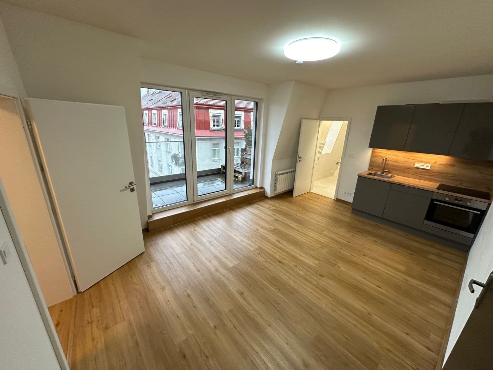 1 bedroom with open-plan kitchen flat to rent, 40 m², Pod Stárkou, Prague, Prague 1 bedroom with open-plan kitchen flat to rent, 40 m², Pod Stárkou, Prague, Prague