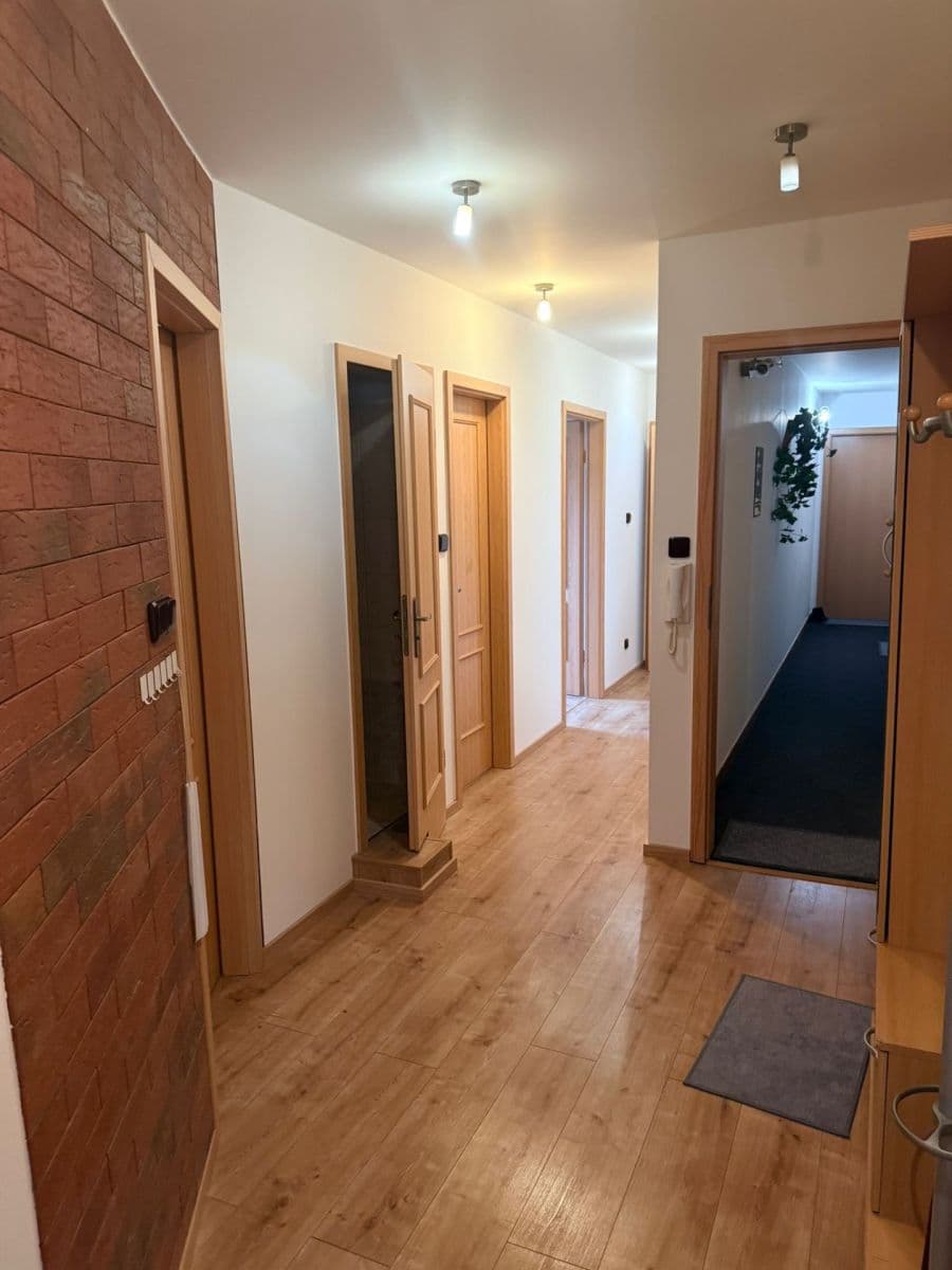 2 bedroom with open-plan kitchen flat to rent, 90 m², K Radotínu, Prague, Prague 2 bedroom with open-plan kitchen flat to rent, 90 m², K Radotínu, Prague, Prague