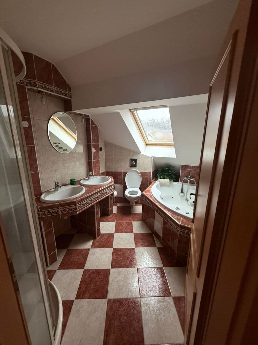 2 bedroom with open-plan kitchen flat to rent, 90 m², K Radotínu, Prague, Prague 2 bedroom with open-plan kitchen flat to rent, 90 m², K Radotínu, Prague, Prague