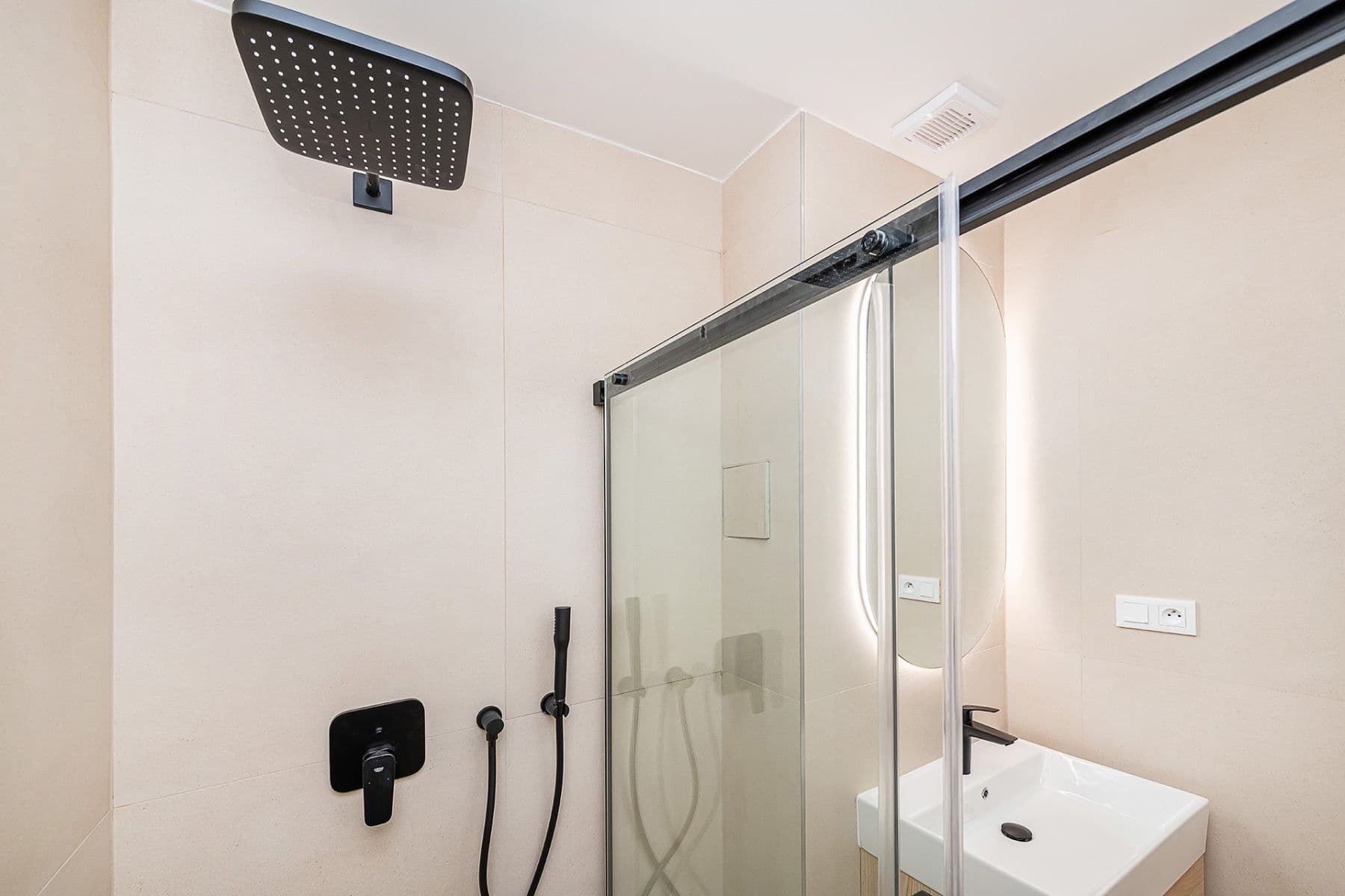 1 bedroom with open-plan kitchen flat for sale, 53 m², Budějovická, Prague, Prague 1 bedroom with open-plan kitchen flat for sale, 53 m², Budějovická, Prague, Prague